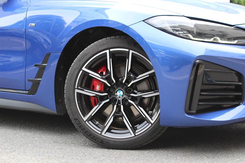BMW Řada 3 420d, 140kW - fotka 6 z 23