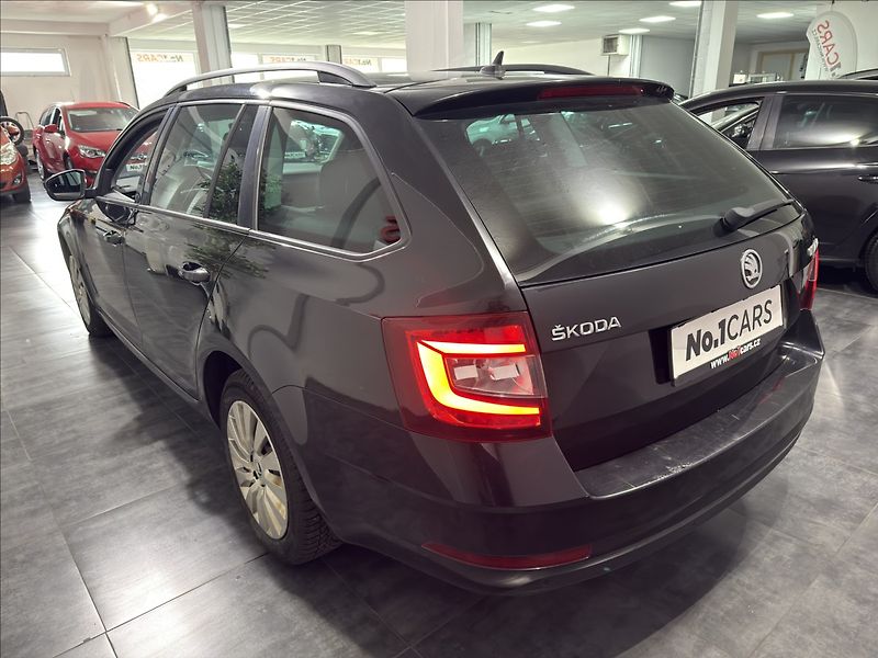 Škoda Octavia 2,0   TDI 110KW FULL LED KAMER - fotka 4 z 31