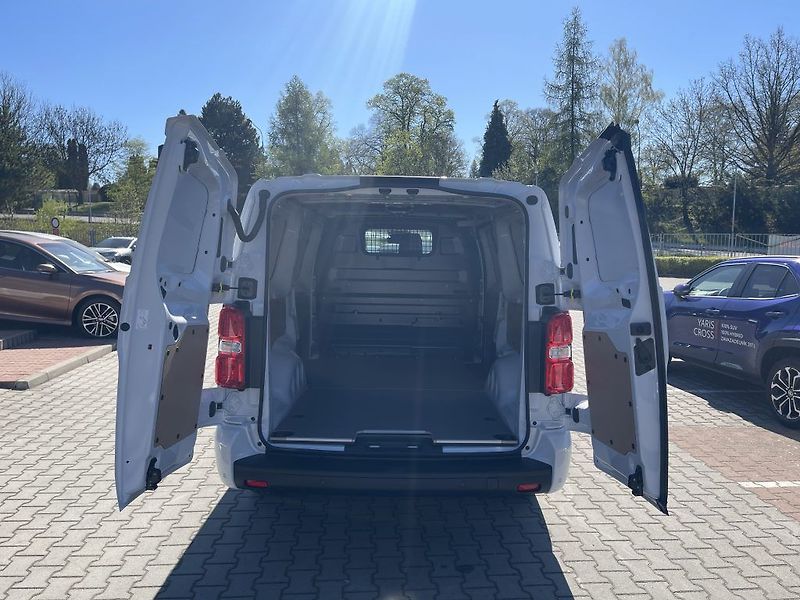 Toyota ProAce PanelVAN L2 2.2 Automat Comfor - fotka 7 z 21