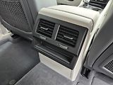 Volkswagen Touareg 3,0TDi 170kw 4x4 DSG TZ 19ALU - náhled 37