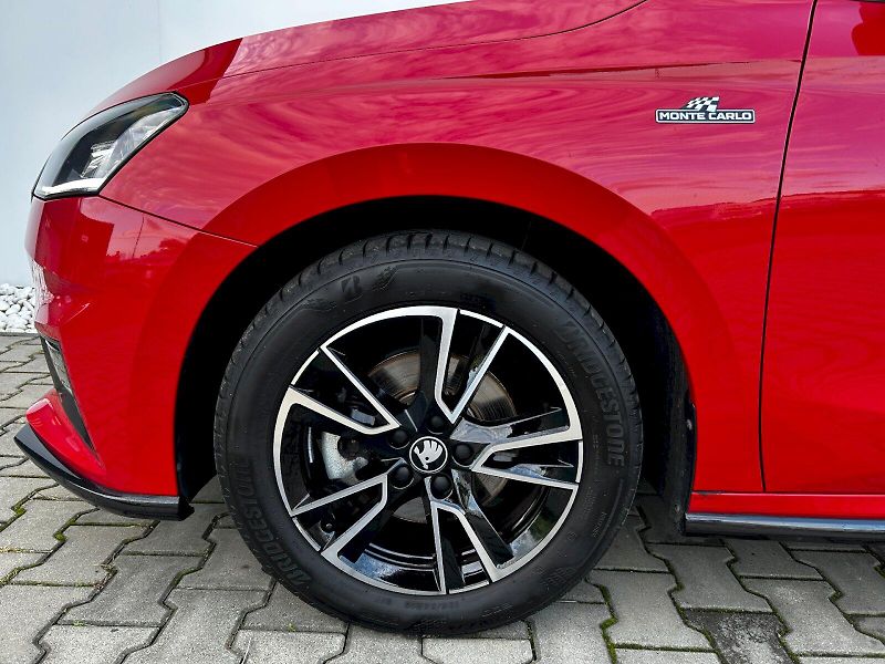 Škoda Fabia (2025) 1.0 TSI 85kW MP6 Monte Carlo - fotka 32 z 34