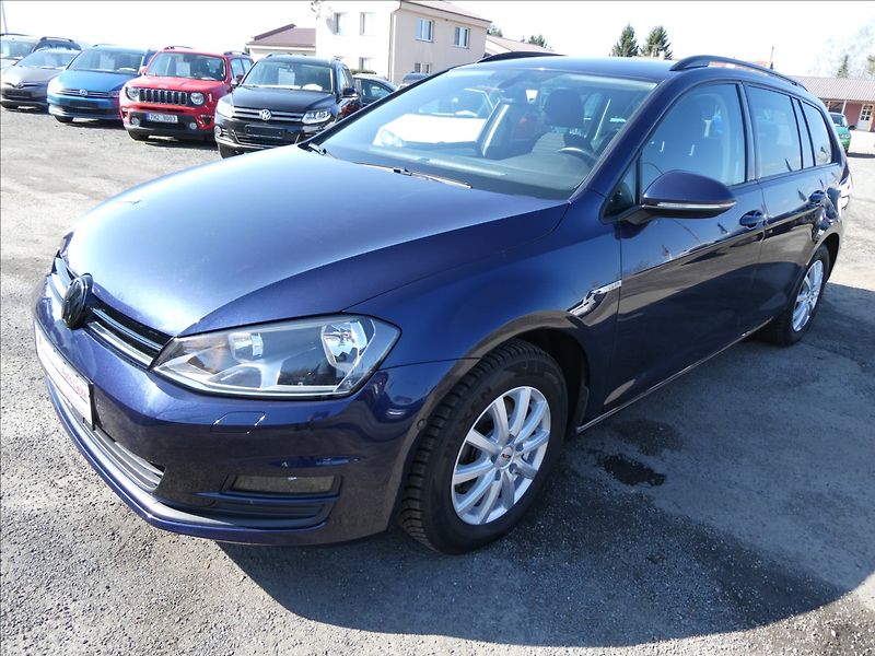 Volkswagen Golf 1,6 TDi 81kW CUP,2xkola,naviga - fotka 5 z 48