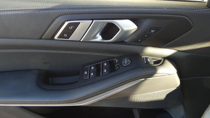 BMW X5 xDrive 40i M Sport - fotka 9 z 21