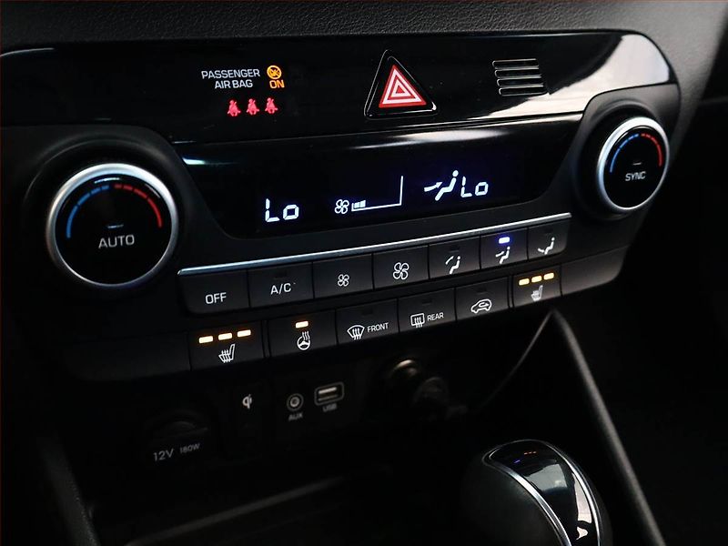 Hyundai Tucson (2020) 1.6 CRDi, 4X4, Automat, ČR - fotka 16 z 19