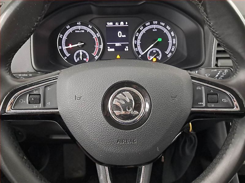 Škoda Karoq (2019) 1.5 TSI - fotka 16 z 18