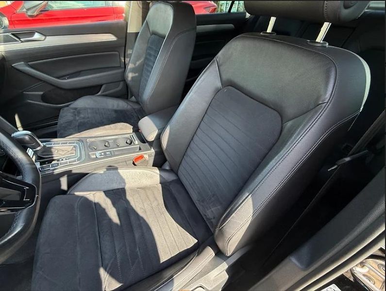 Volkswagen Passat - fotka 14 z 21