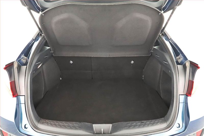 Toyota C-HR (2023) Comfort 1.8 Hybrid, COMFORT - fotka 11 z 18