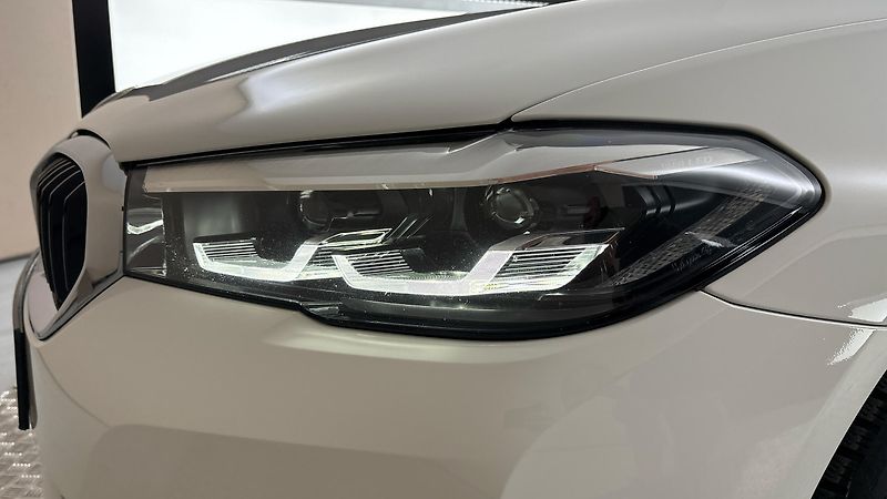 BMW Řada 5 2.0 520d At Touring - fotka 18 z 33