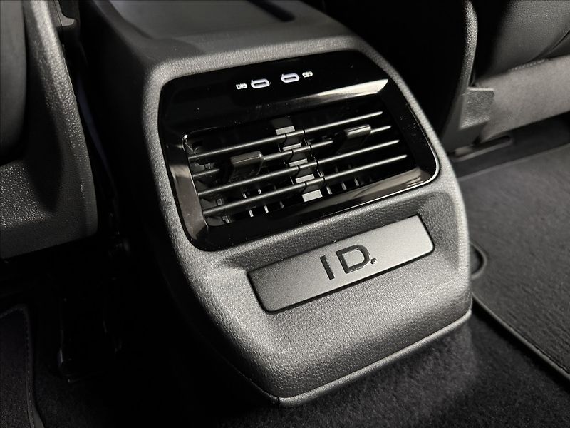 Volkswagen ID.4 Pro Performance LED Tepelko - fotka 17 z 50