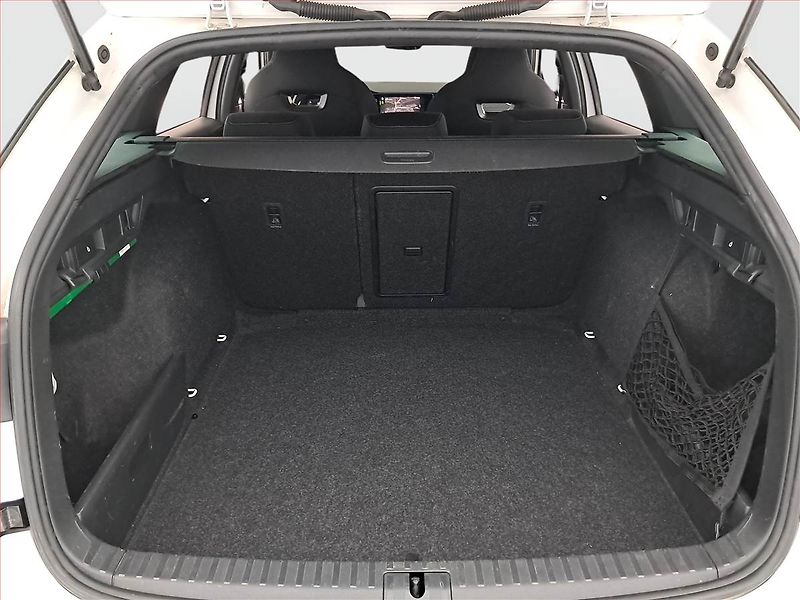 Škoda Octavia (2022) 2.0 TDI, Automat, Tempomat - fotka 14 z 20