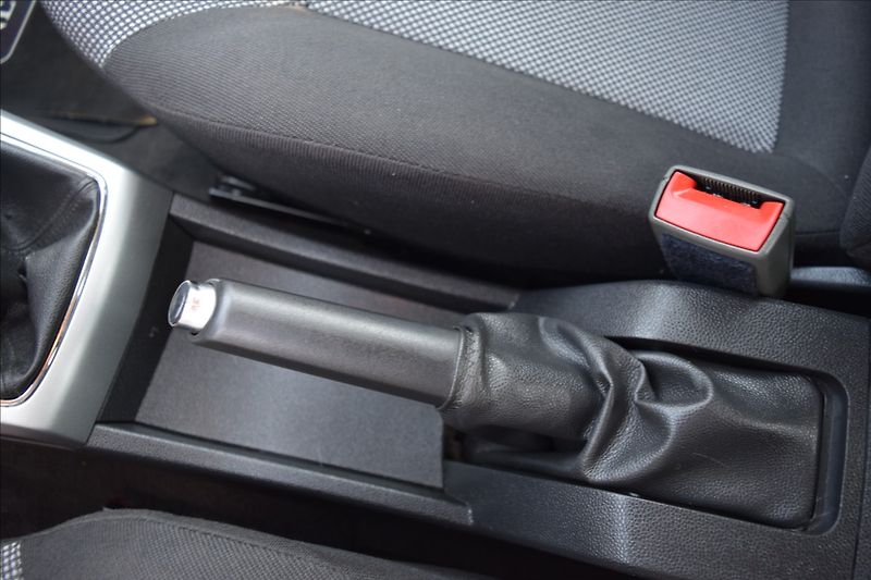 Opel Astra 1,4 i 66KW KLIMA ALU VÝHŘEV - fotka 49 z 50