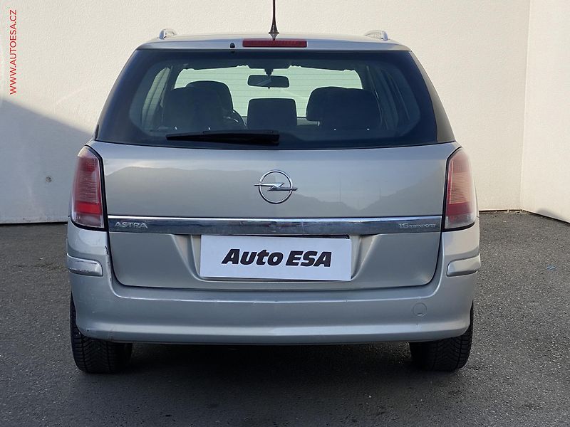 Opel Astra (2005) 1.6i, ČR, AC, tažné - fotka 5 z 14