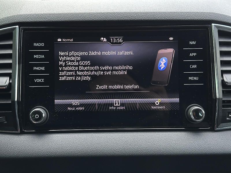 Škoda Karoq 1.5TSi Top & Selection 150PS L - fotka 29 z 46
