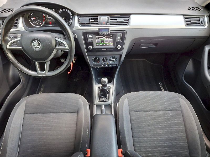 Škoda Rapid (2015) Ambition Plus 1,2TSi 66kW - fotka 5 z 31