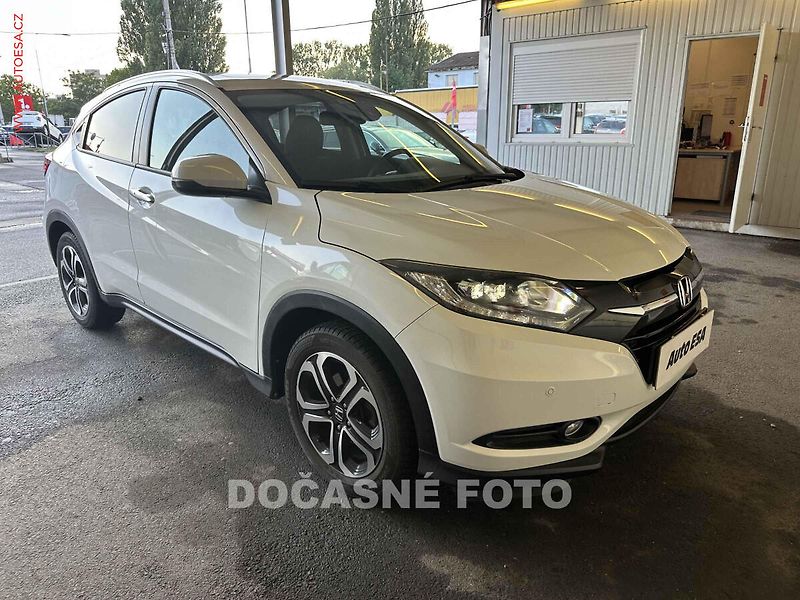 Honda HR-V (2017) 1.5i-VTEC CVT, 2.maj,ČR - fotka 1 z 3