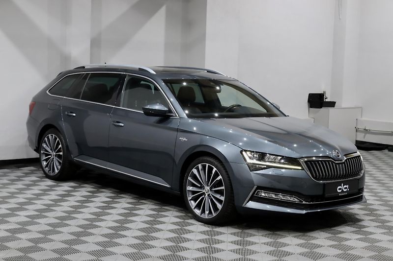 Škoda Superb 3 FL 2.0 TSI 140 kW DSG L&K  - fotka 2 z 52