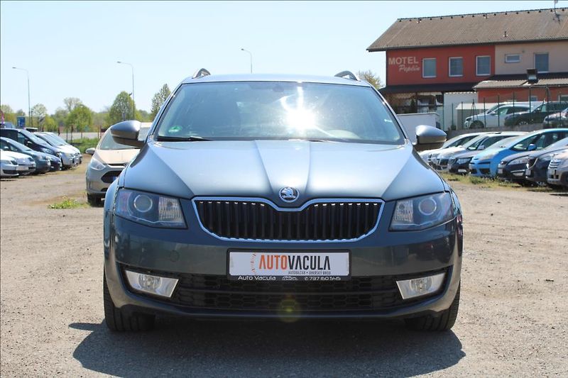 Škoda Octavia 1,4 TSi  EDITTION, XENONY - fotka 2 z 27