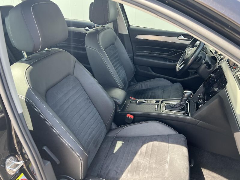 Volkswagen Passat (2020) 2.0TDi*140kW*DSG*ACC - fotka 11 z 32