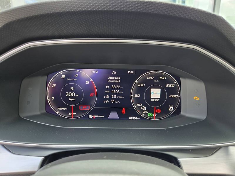 Seat Leon ST 2.0 TDI DSG FR - fotka 20 z 40