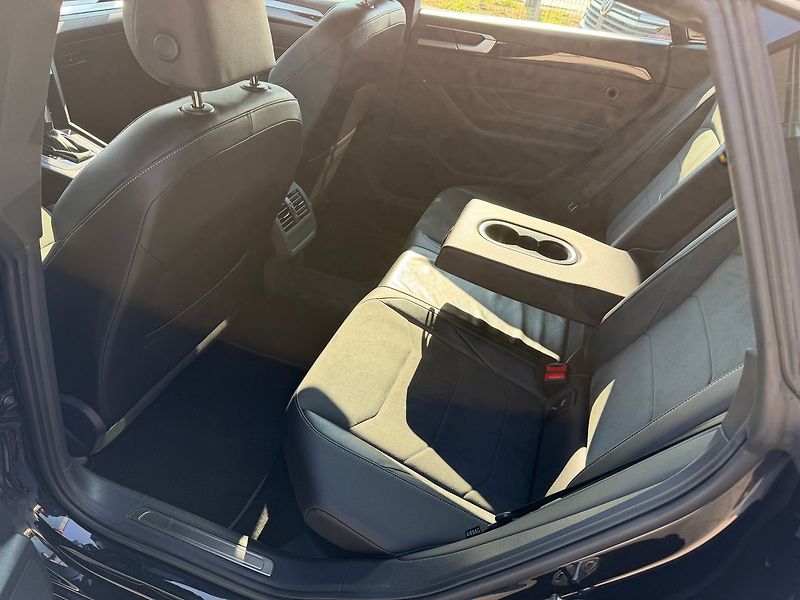 Volkswagen Arteon R-line  2,0TDI 147kW 4M Záruka - fotka 15 z 21