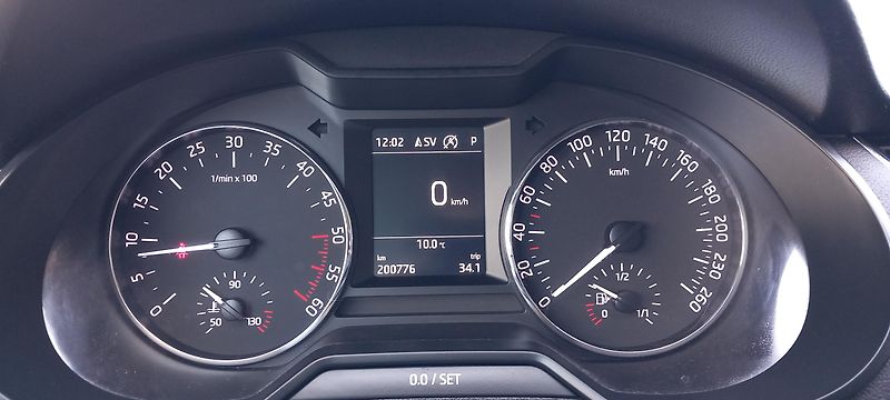 Škoda Octavia Ambition 2.0 TDI/110 kW  - fotka 9 z 29