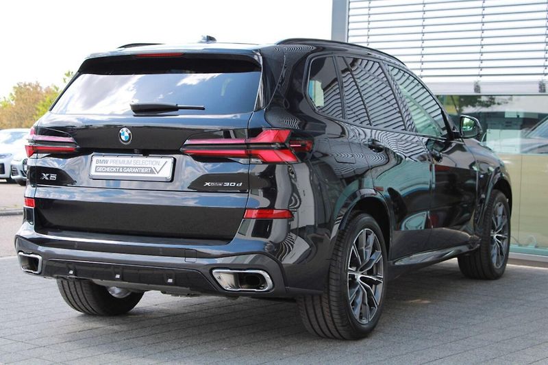BMW X5 xDrive30d M-Sport Inno 360 Pan - fotka 4 z 12