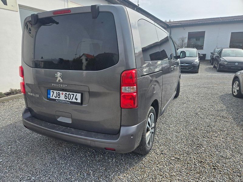 Peugeot Traveller (2016) 2.0 HDi DPH - fotka 4 z 24
