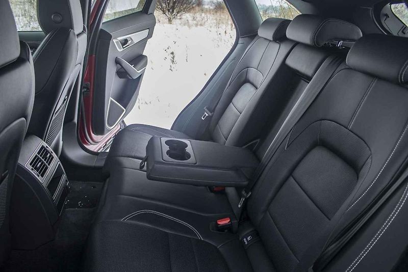 Jaguar F-Pace představuje zajímavou alternativu k německé prémii.