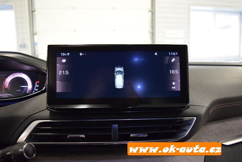 Peugeot 5008 1.5 BHDI GT LINE 7 MÍST 2021 - fotka 45 z 71