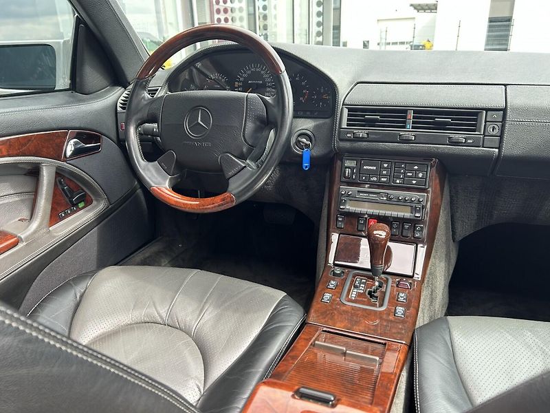 Mercedes-Benz SL 70 AMG 1/150 (R129) - fotka 20 z 36