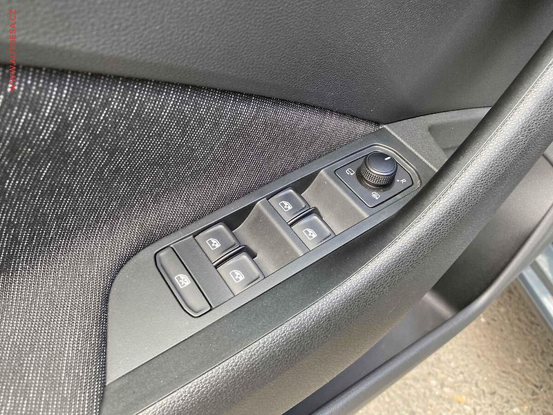 Škoda Scala (2021) 1.0 TSi, ČR, Style, LED - fotka 14 z 18