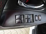 Toyota RAV4 (2007) 2.2. D-CAT 4x4, AC, kůže - náhled 12