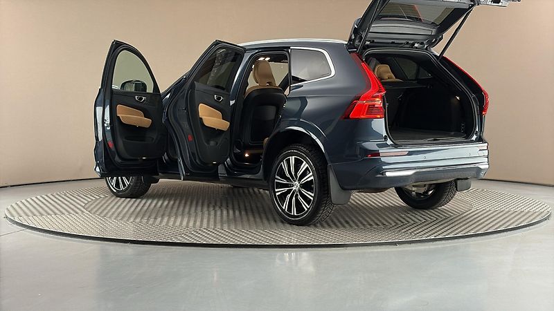 Volvo XC60 2.0 B5 AUT AWD Inscription - fotka 7 z 31