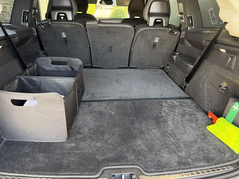 Volvo XC90 (2025) Ultra T8 AWD ULTRA DARK - fotka 8 z 8