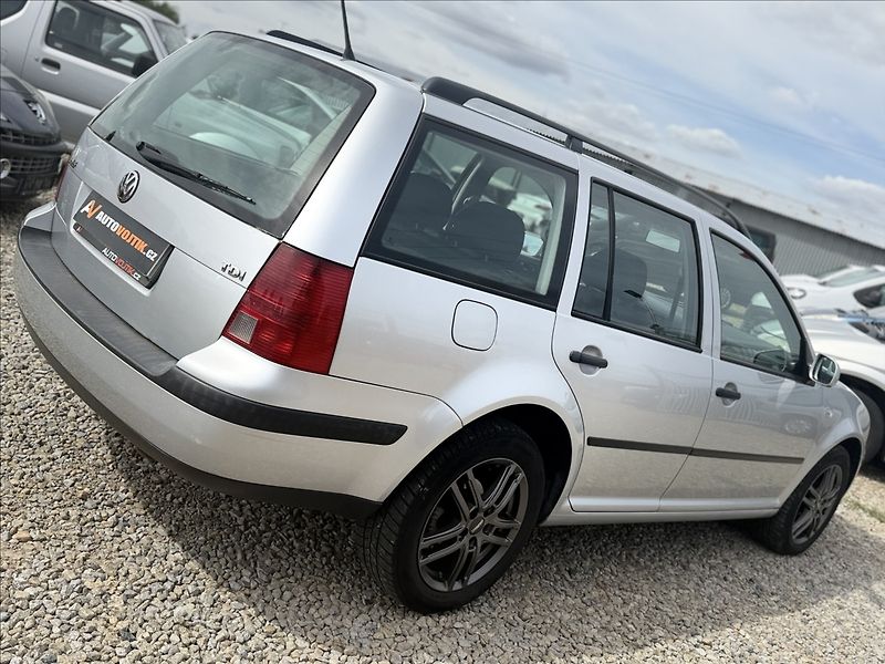 Volkswagen Golf 1,9 TDI 74kW - fotka 5 z 24
