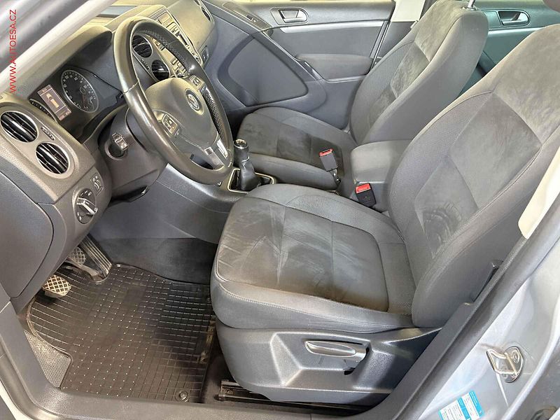 Volkswagen Tiguan (2013) 2.0 TDi, Sport&Style, TZ, - fotka 9 z 15