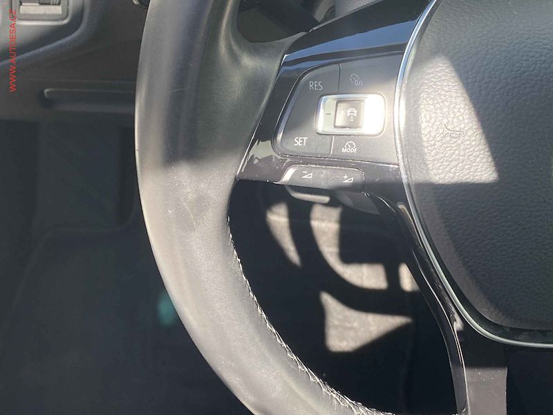 Volkswagen Golf (2011) 1.2TSi, ČR, DSG, tempo - fotka 13 z 18