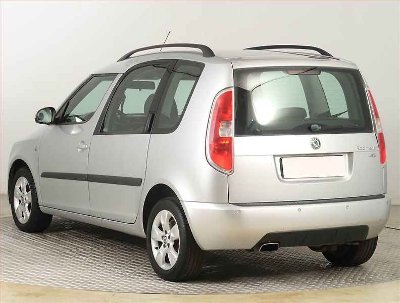 Škoda Roomster (2007) 1.4 16V, po STK, jezdí výborně - fotka 4 z 15
