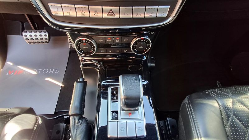 Mercedes-Benz Třídy G G63AMG-BRABUS PAKET-R22 - fotka 23 z 34