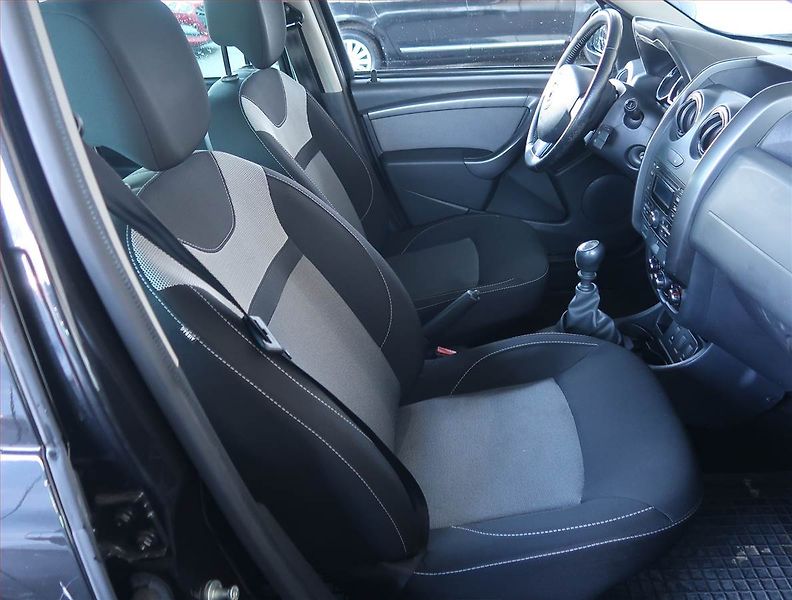 Dacia Duster (2015) 1.2 TCe, Park. senzory - fotka 9 z 14