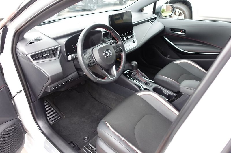 Toyota Corolla 2.0HSD e-CVT 3W GR SPORT Dynam - fotka 11 z 32