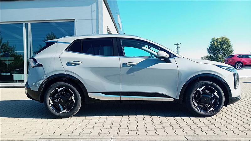 Kia Sportage (2026) 1,6 T-GDi GPF HEV 4x2 TOP 2027 - fotka 3 z 5