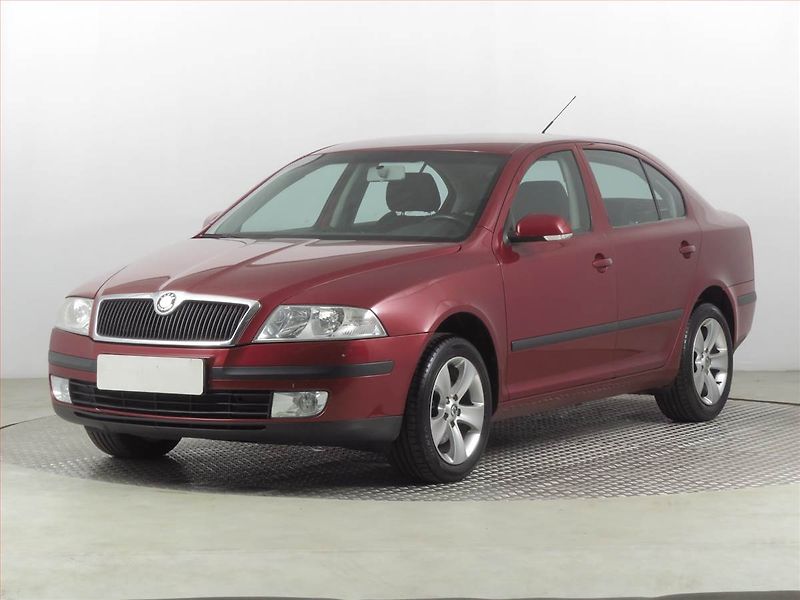 Škoda Octavia (2007) Ambiente 2.0 TDI, Tempomat - fotka 2 z 18