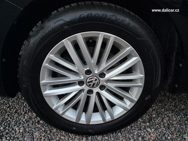 Volkswagen Sharan (2014) 2.0TDi 130KW Comfortline CUP - fotka 45 z 48