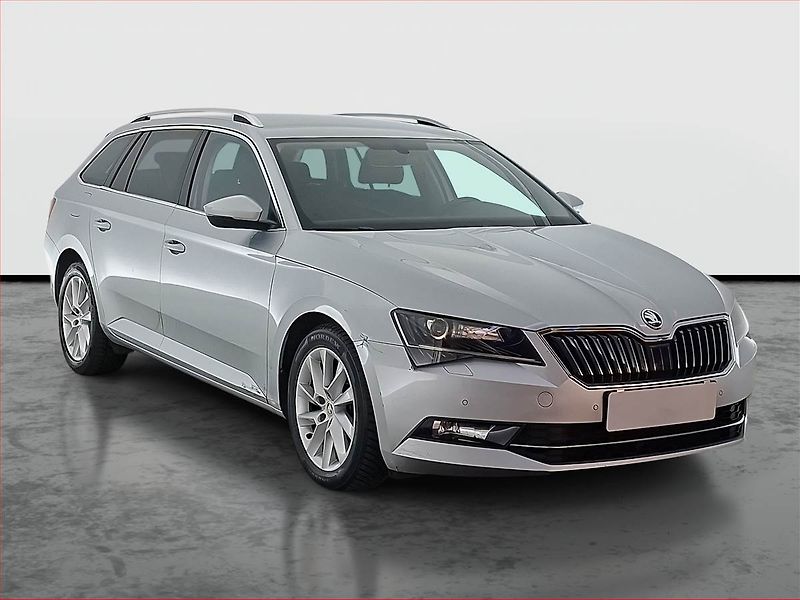 Škoda Superb (2018) 2.0 TDI, Automat, Navi, Xenony - fotografie inzerátu