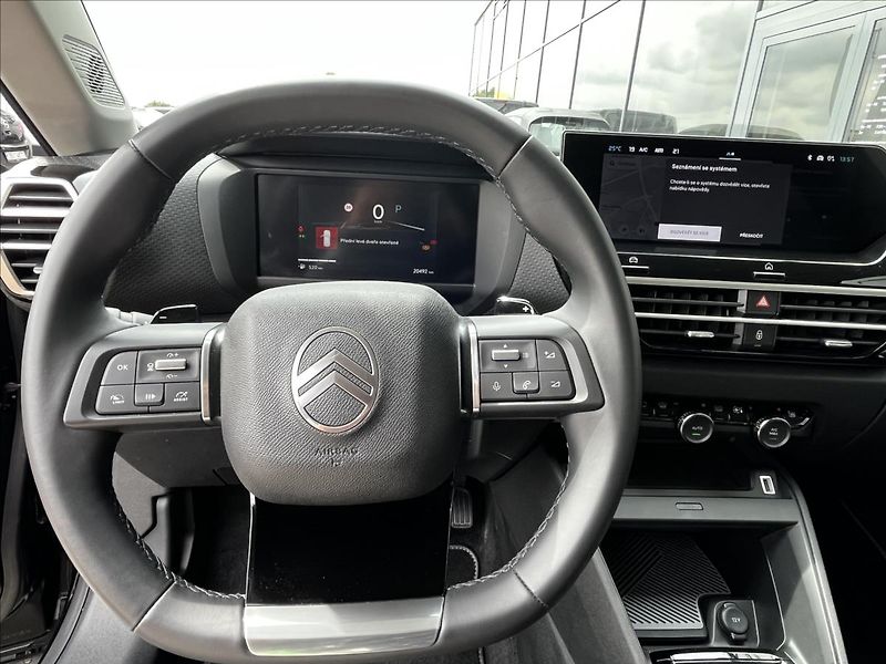 Citroën C4 1,2   MAX EAT8 - fotka 7 z 23
