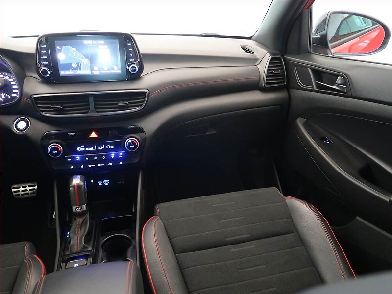 Hyundai Tucson (2020) 1.6 T-GDI - fotka 8 z 16