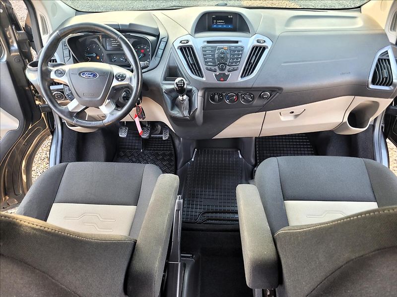 Ford Tourneo Custom 2,0 tdci,Titanium,8míst,klima - fotka 21 z 49