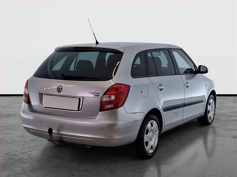 Škoda Fabia (2010) Ambition 1.2 12V, ČR,1.maj - fotka 5 z 18