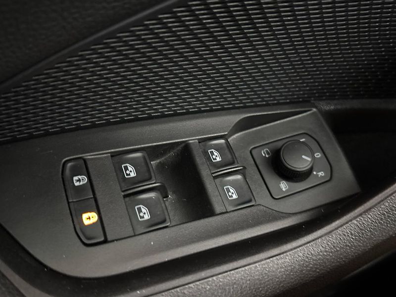 Škoda Octavia RS DSG - fotka 21 z 29